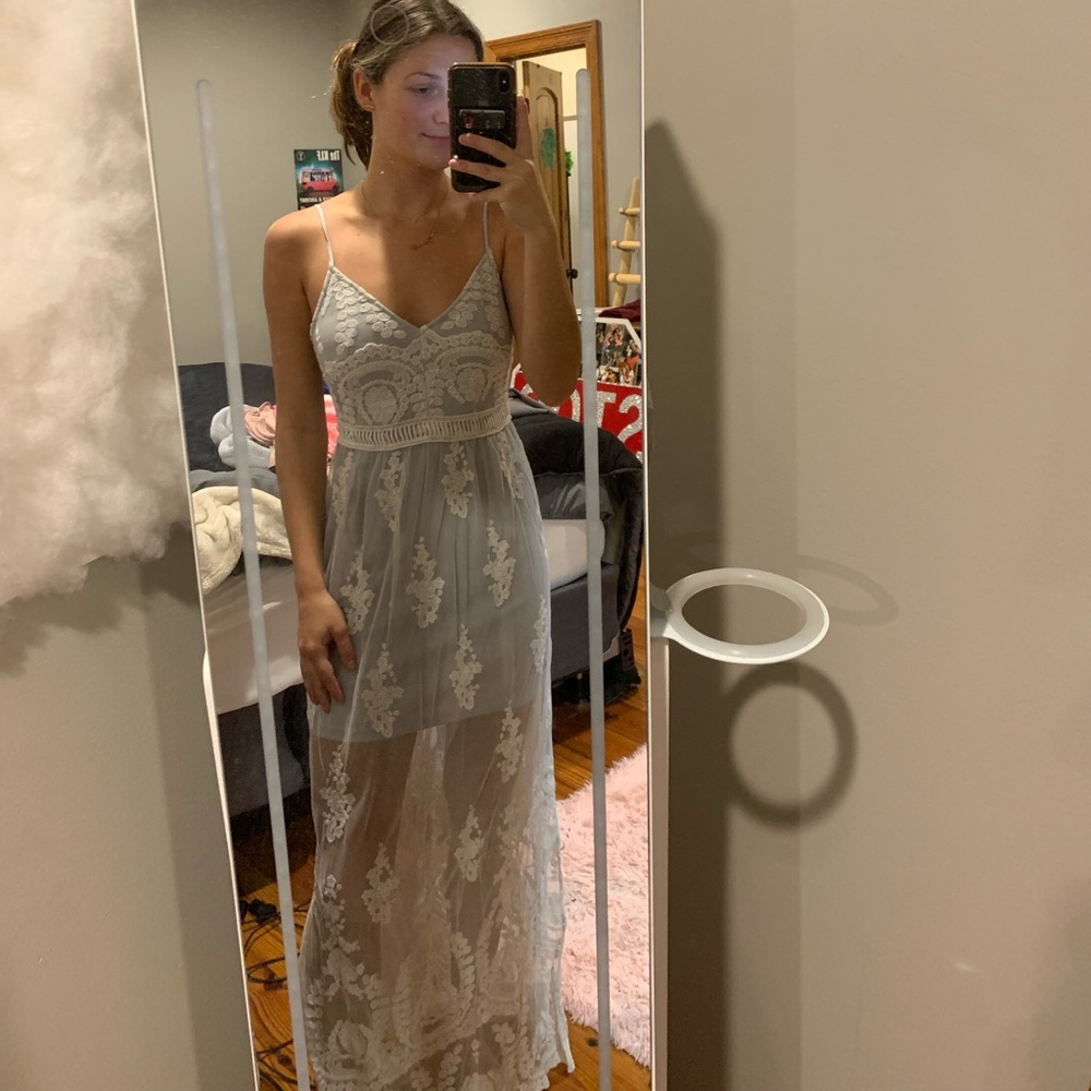Women’s dress